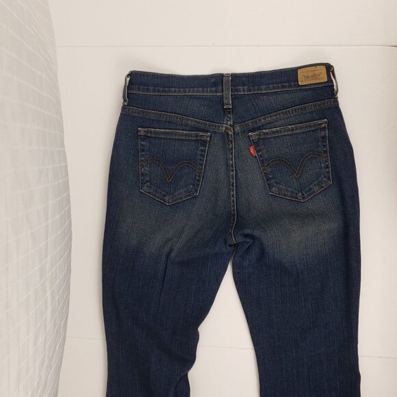 Levis 6 Short Bootcut 515 Blue Wash Women Jeans Denim Petite - Picture 3 of 14
